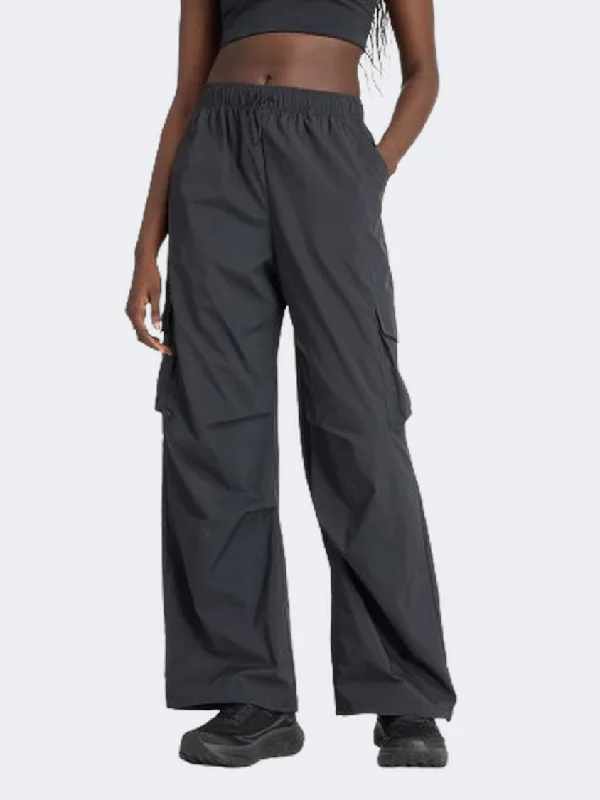 New Balance Seasonal Woven Women Lifestyle Pant Black