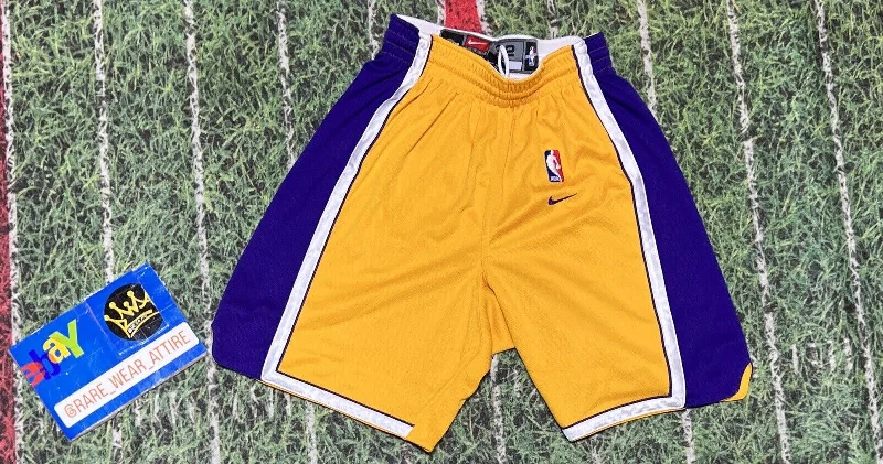 Nike LA Lakers Kobe Aåuthentic Shorts 32 NBA Basketball GOLD Kobe 8211